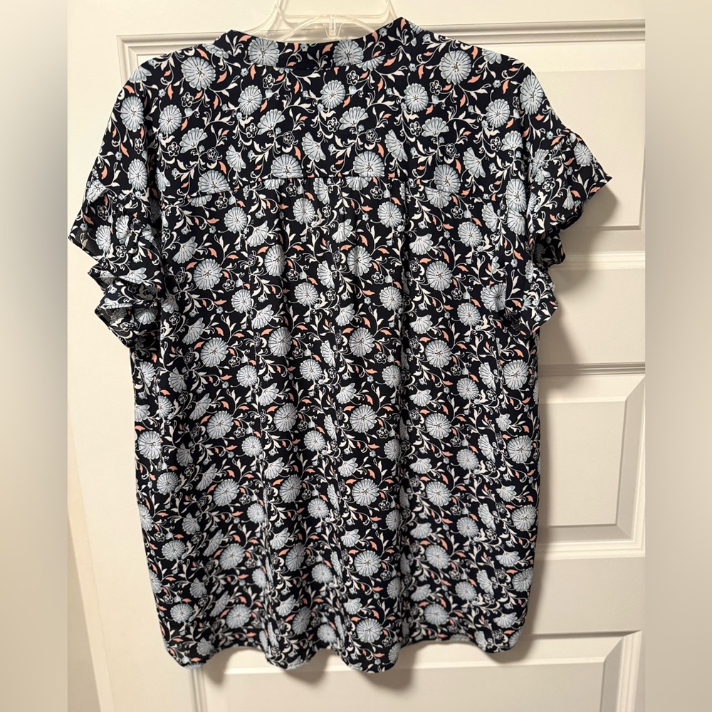 LOFT Shades of Blue Flutter Sleeve Notched Collar Top - Picture 2 of 5